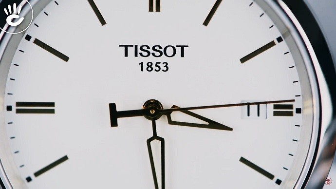 Đồng hồ Tissot T033.410.22.011.01 với họa tiết demi bắt mắt - Ảnh 2