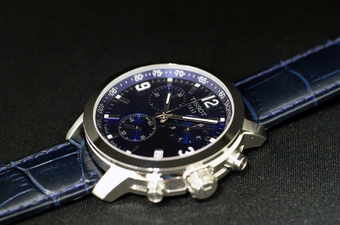 TISSOT T055.417.16.047.00 5 Đồng hồ Tissot T055.417.16.047.00 có bộ Chronograph độc đáo - Ảnh 2