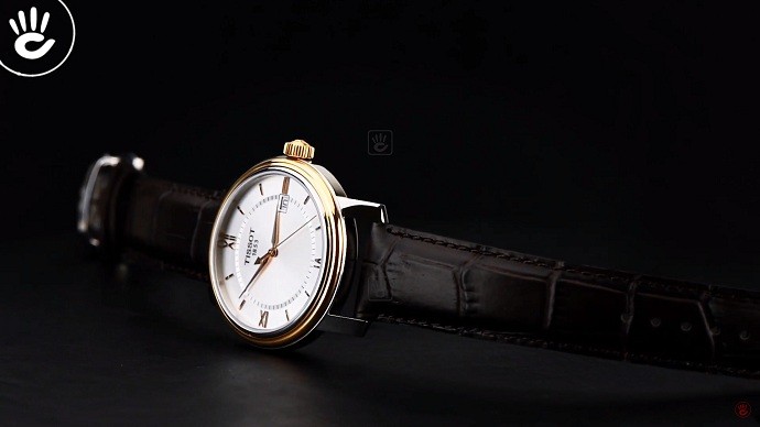 Tissot Bridgeport T097.410.26.038.00 - Nam - Quartz (Pin) - Chống nước 5 ATM - Mặt số 40mm 8 Đồng hồ Tissot T097.410.26.038.00 sử dụng dây da chính hãng - ảnh 7