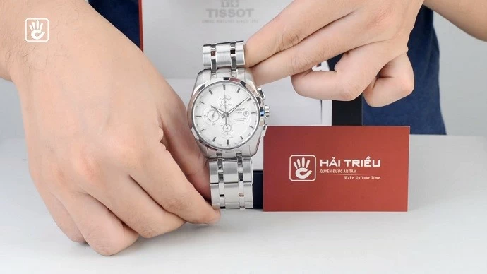 Tissot Couturier T035.627.11.031.00 - Nam - Automatic (Tự Động) - Chống nước 10 ATM - Mặt số 43mm - Chronograph 5 Review đồng hồ Tissot T035.627.11.031.00 có bộ chronograph - Ảnh 1