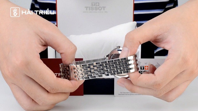 Tissot Tradition T063.610.11.037.00 - Nam - Quartz (Pin) - Chống nước 3 ATM - Mặt số 42mm 8 Tissot Tradition T063.610.11.037.00 - Nam - Quartz (Pin) - Chống nước 3 ATM - Mặt số 42mm 5