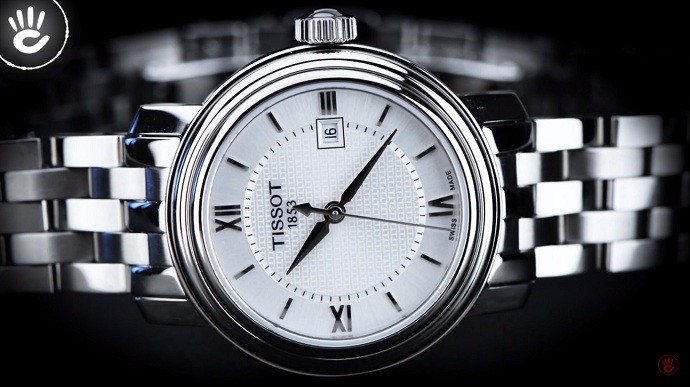 Tissot Bridgeport T097.010.11.038.00 - Nữ - Quartz (Pin) - Chống nước 5 ATM - Mặt số 29mm 2 Review đồng hồ Tissot T097.010.11.038.00 kim loại cho nữ giới - Ảnh 1