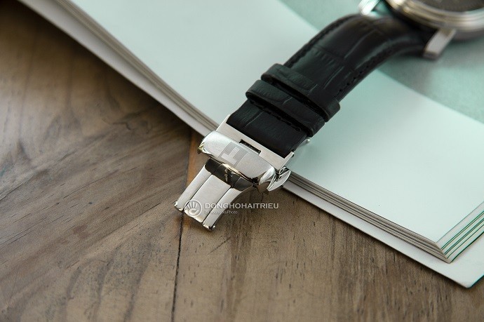 Tissot T057.210.16.117.01 5 Đồng hồ Tissot T057.210.16.117.01: Mặt số khảm xà cừ độc đáo-3