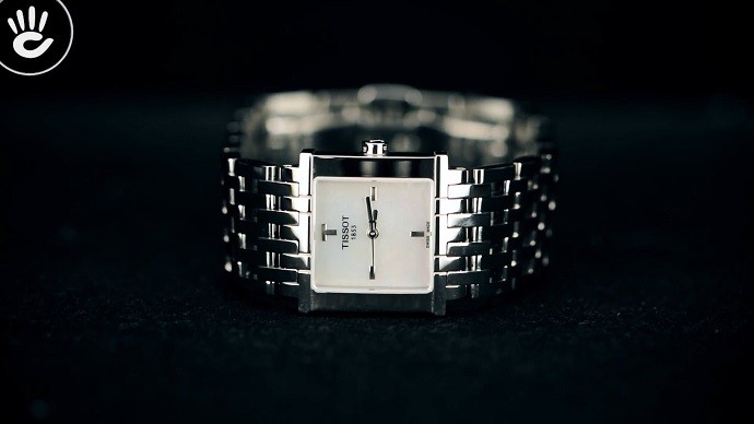 Đồng hồ Tissot T02.1.181.71 mặt vuông với dây đeo kim loại - Ảnh 5