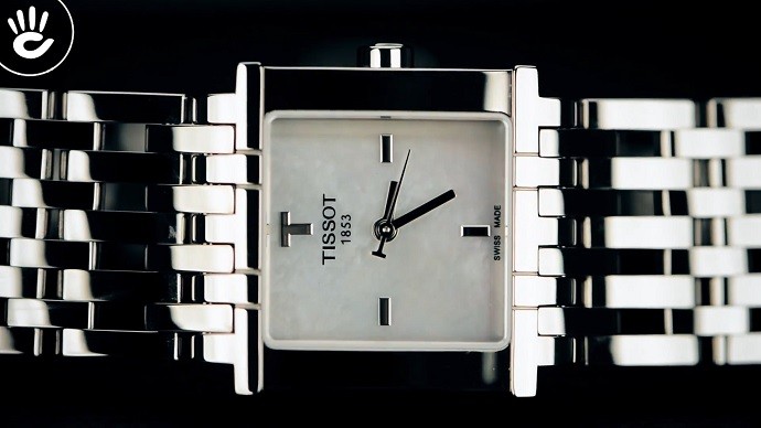 Đồng hồ Tissot T02.1.181.71 mặt vuông với dây đeo kim loại - Ảnh 4