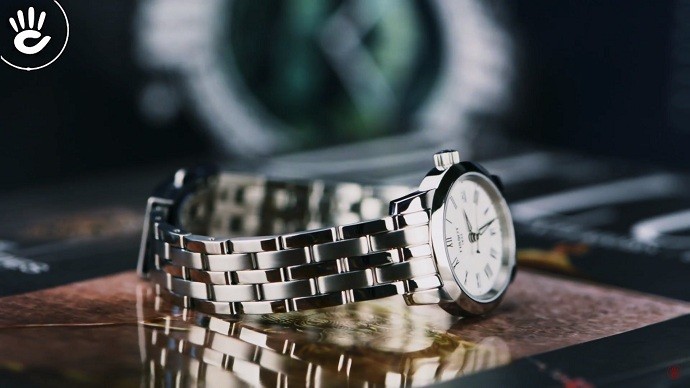Tissot T033.210.11.013.10 thiết kế đơn giản thu hút nữ giới - Ảnh 4