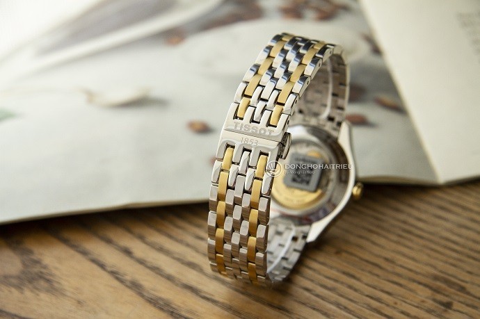 Tissot T038.430.22.037.00 6 Review đồng hồ Tissot T038.430.22.037.00 dây Demi mạ vàng-2