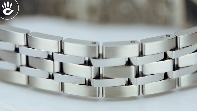 Tissot T055.217.11.033.00 5 Review đồng hồ Tissot T055.217.11.033.00 nữ lặn sâu (20ATM)-2