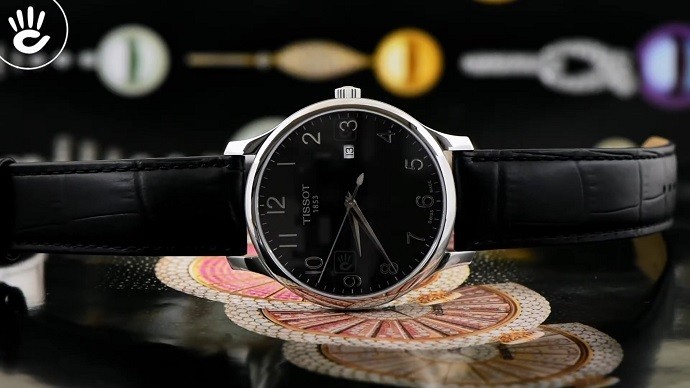 Tissot Tradition T063.610.16.052.00 - Nam - Quartz (Pin) - Chống nước 3 ATM - Mặt số 42mm 4 Đồng hồ Tissot T063.610.16.052.00: Mặt kính Sapphire bền bỉ-1