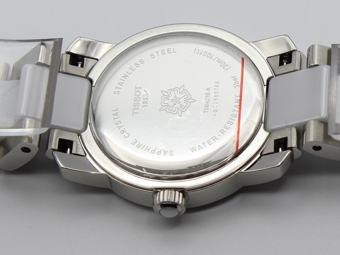 Tissot Ceramic Diamond T064.210.22.016.00 - Nữ - Quartz (Pin) - Chống nước 3 ATM - Mặt số 28mm 6 Đồng hồ Tissot T064.210.22.016.00 dây đeo độc đáo từ Ceramic - Ảnh 3
