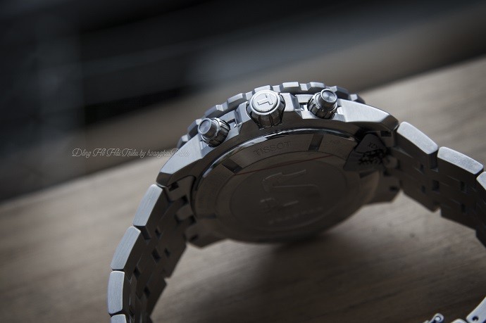 Review đồng hồ Tissot T066.417.11.047.00 đi lặn dưới 300m-3