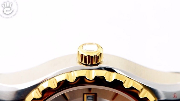 Đồng hồ Tissot T072.210.22.038.00 với dây đeo demi ấn tượng - Ảnh 3