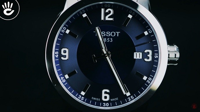 Đồng hồ Tissot T055.410.11.047.00 dây kim loại sang trọng - ảnh 1