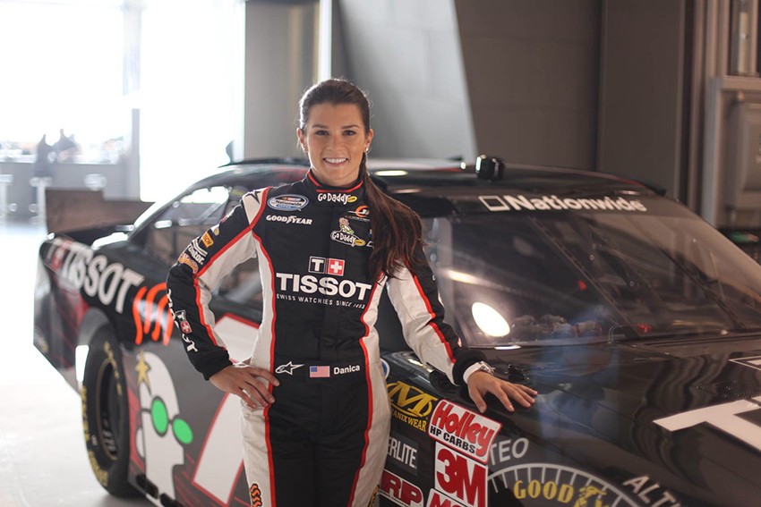 Đại Sứ DANICA PATRICK Bóng Hồng Trên Đường Đua Tốc Độ 35 Đại Sứ DANICA PATRICK Bóng Hồng Trên Đường Đua Tốc Độ 5