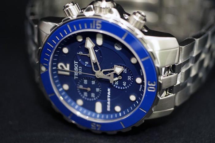 Đồng hồ Tissot Seastar 1000 có gì đặc biệt, giá bao nhiêu? 3 2- Tissot Seastar 1000 Quartz Hạ Giá Thành Đồng Hồ Lặn Chuyên Nghiệp