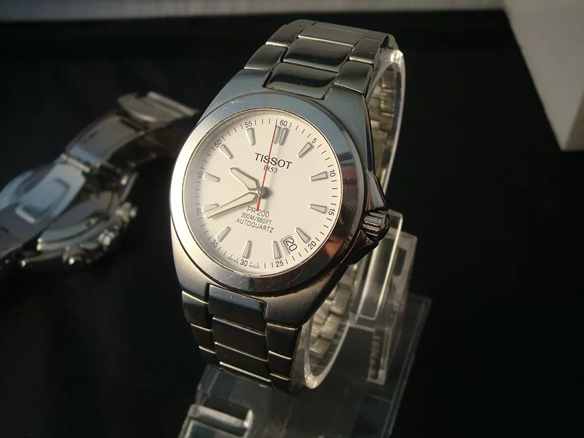 Tissot kinetic hotsell