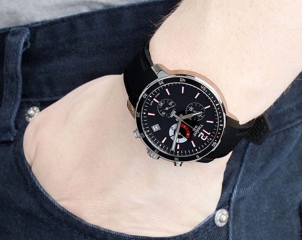 dong-ho-cao-su-the-thao-2