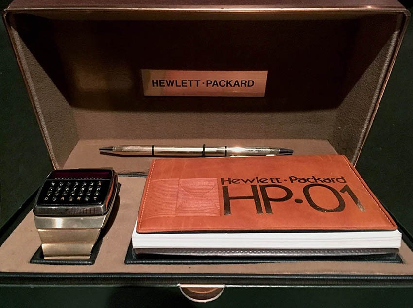 ĐỒNG HỒ MÁY TÍNH LỊCH SỬ PHÁT TRIỂN DÒNG ĐỒNG HỒ CÔNG NGHỆ ĐẦU TIÊN 83 0 ĐỒNG HỒ MÁY TÍNH LỊCH SỬ PHÁT TRIỂN DÒNG ĐỒNG HỒ CÔNG NGHỆ ĐẦU TIÊN