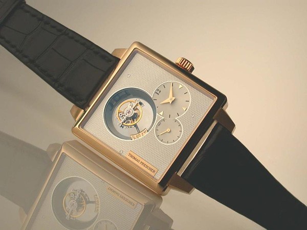 Tìm hiểu bộ máy đồng hồ Tourbillon cặn kẽ cho dân chuyên 20 VÌ SAO BỘ MÁY ĐỒNG HỒ TOURBILLON LUÔN ĐẮT GIÁ NHẤT ? 7