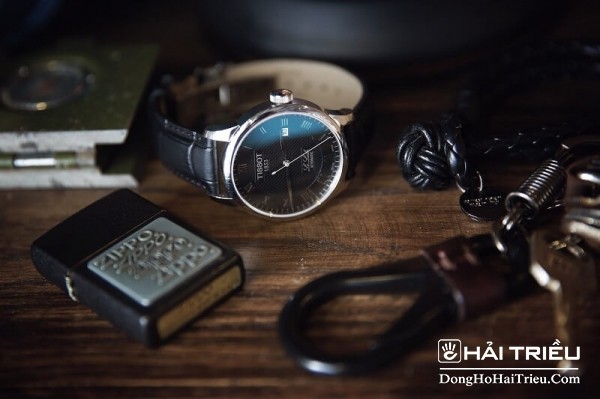 Bỏ Túi Vài Bí Kíp Nhận Diện Tissot Chính Hãng Đáng Đồng Tiền 7 Nút bên ở mặt đồng hồ sẽ giúp bạn phân biệt đồng hồ thật-giả dễ dàng