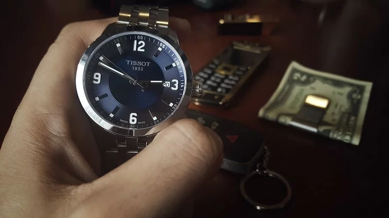 Đồng Hồ Tissot Fake Loại 1 và 1001 Dấu Hiệu Nhận Biết Mà Bạn Nên Nắm 28 Dấu Hiệu Nhận Biết Đồng Hồ Tissot Fake Loại 1 Mà Bạn Nên Biết