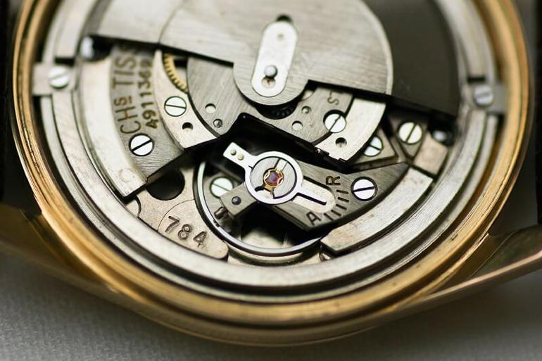 Đồng Hồ Tissot Visodate - Cỗ Máy Kỉ Niệm Mọi Thời Đại - bộ máy visodate quyền lực