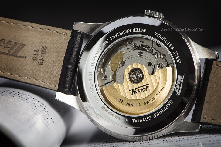 Khám Phá Điểm Đặc Biệt Ở Chiếc Đồng Hồ Tissot T019.430.16.051.01 - Hình 2 