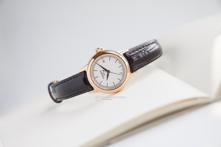 TISSOT T085.210.36.011.00 5 3 Điều Gây Ấn Tượng Của Đồng Hồ Tissot T085.210.36.011.00 - Hình 4