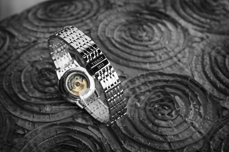 TISSOT T085.207.11.051.00 3 4 Điều Bạn Cần Biết Về Đồng Hồ Tissot T085.207.11.051.00 - Hình 2