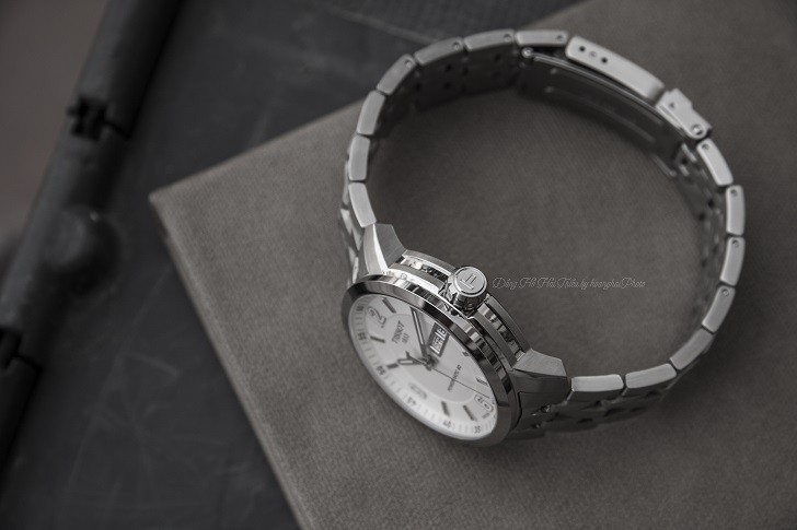 Bên Trong Siêu Phẩm Đồng Hồ Tissot T055.430.11.017.00 - Hình 4 