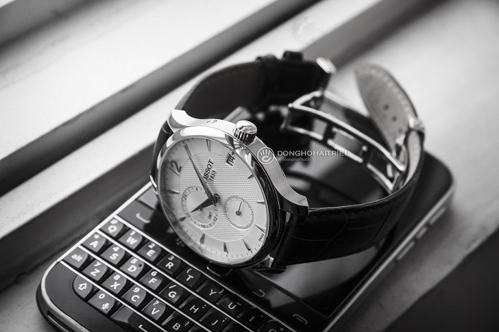 TISSOT T063.639.16.037.00 5 TISSOT T063.639.16.037.00 7