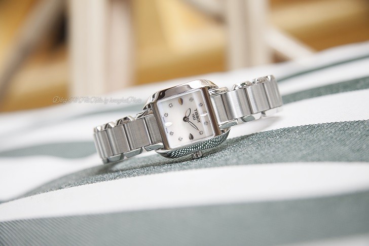 Những Điều Bạn Phải Biết Về Đồng Hồ Tissot T02.1.285.74 - Hình 2