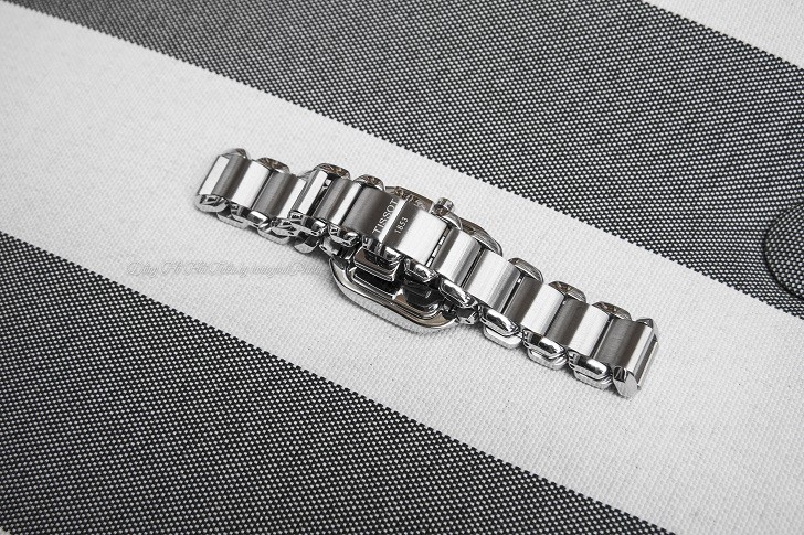 Những Điều Bạn Phải Biết Về Đồng Hồ Tissot T02.1.285.74 - Hình 3