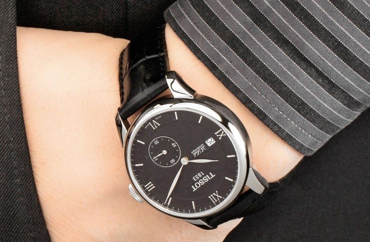 Review Mẫu Đồng Hồ Tissot T006.428.16.058.00 Màu Đen Huyền Bí Hình 3