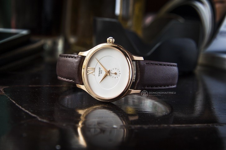 Xem giá đồng hồ đơn giản, sang trọng của Tissot hiện nay 3 Xem giá đồng hồ đơn giản, sang trọng của Tissot hôm nay - Ảnh: 2