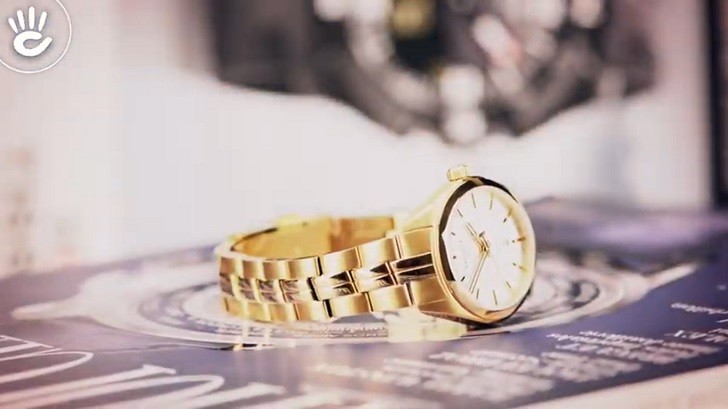 Hình 7 Review Tissot T101.210.33.031.00 Vàng Kim Chống Nước 10 ATM