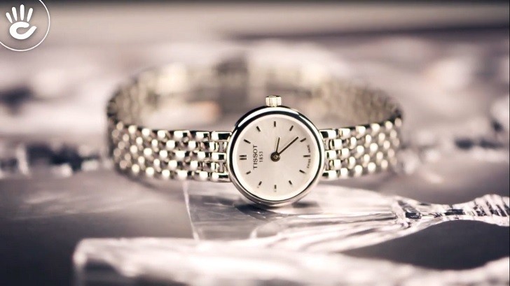 Review Tissot T058.009.11.031.00 Siêu Mỏng Dây Đeo Dạng Lắc Hình 6