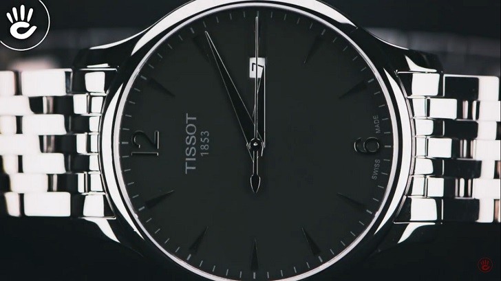 Hình 6 Review Tissot T063.610.11.067.00 Siêu Mỏng Mặt Số Than Đen