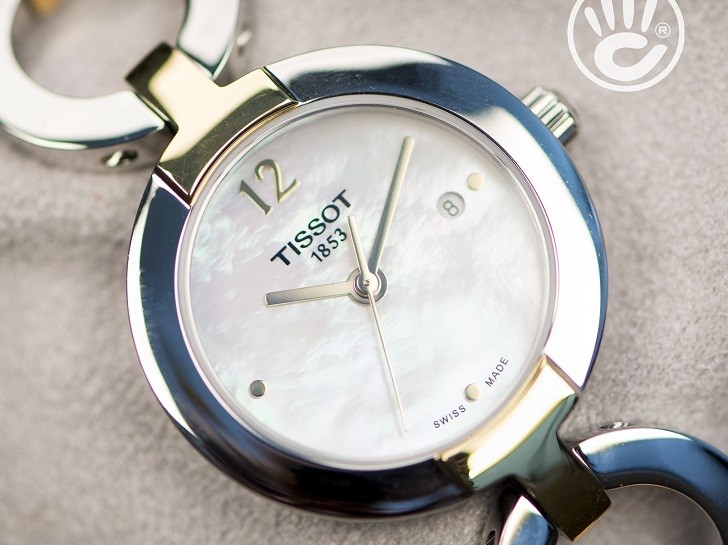 Hình 1 Review đồng hồ Tissot T084.210.22.117.00 siêu mỏng mặt xà cừ
