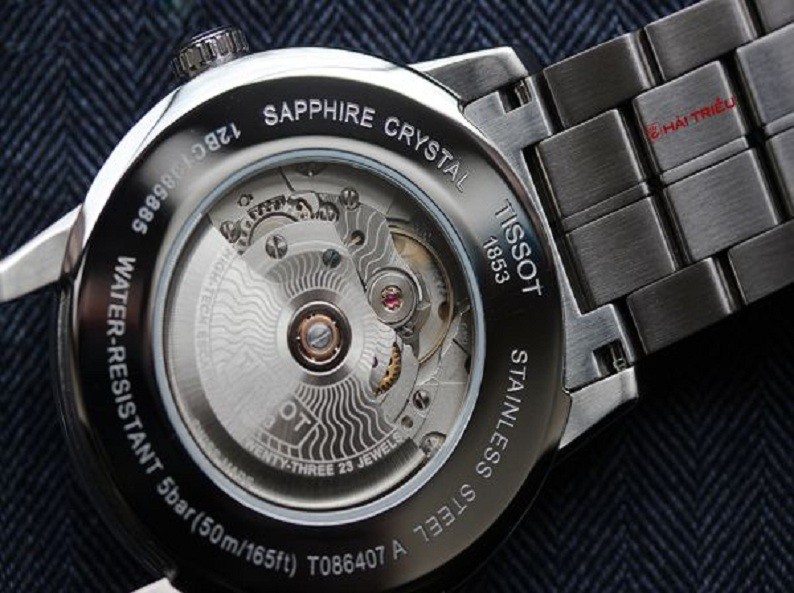Top 5 mẫu đồng hồ cơ Thụy Sỹ chính hãng (Automatic) của Tissot 4 Top 5 mẫu đồng hồ cơ (Automatic) Thụy Sỹ chính hãng của Tissot - Bộ Máy ETA - Ảnh 3