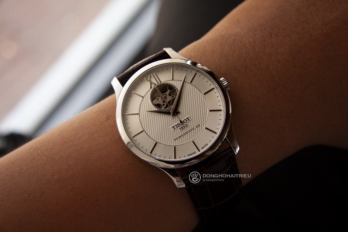 Phiên bản Tissot T063.907.16.038.00 dành cho nam đặc biệt - Ảnh 4