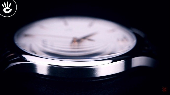 Review đồng hồ Tissot T063.610.22.037.01 dây kim loại demi - ảnh 3