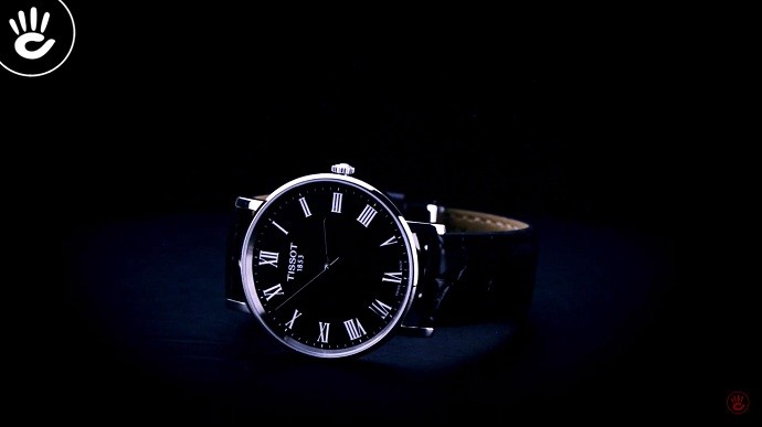 Tissot Everytime T109.410.16.053.00 - Nam - Quartz (Pin) - Chống nước 3 ATM - Mặt số 38mm 9 Review đồng hồ Tissot T109.410.16.053.00 có đáng mua không? - ảnh 8