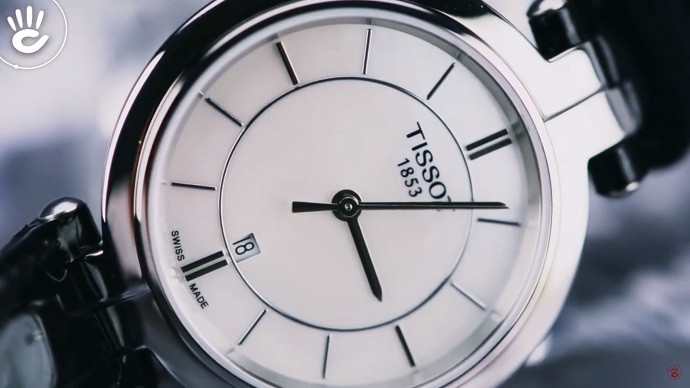Tissot Flamingo T094.210.16.111.00 - Nữ - Quartz (Pin) - Chống nước 5 ATM - Mặt số 26mm 7 Review đồng hồ xà cừ Tissot T094.210.16.111.00 dành cho nữ - Ảnh 3