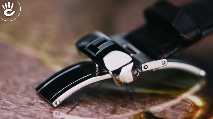 Tissot Flamingo T094.210.16.111.00 - Nữ - Quartz (Pin) - Chống nước 5 ATM - Mặt số 26mm 11 Review đồng hồ xà cừ Tissot T094.210.16.111.00 dành cho nữ - Ảnh 7