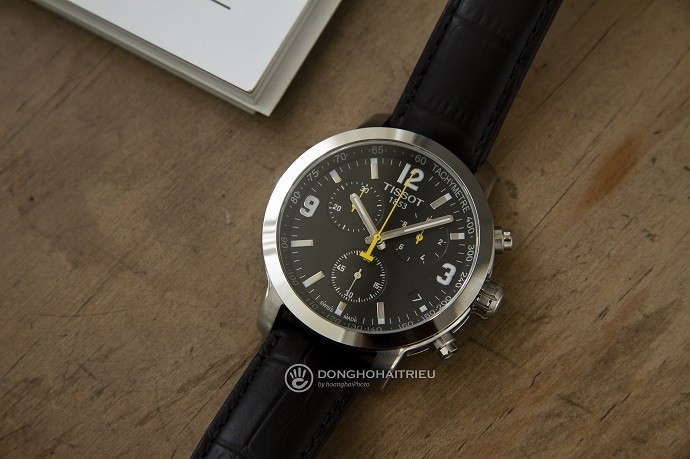 Review đồng hồ Tissot T055.417.16.057.00 bộ máy Chronograph-4