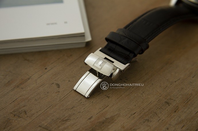 Review đồng hồ Tissot T055.417.16.057.00 bộ máy Chronograph-2