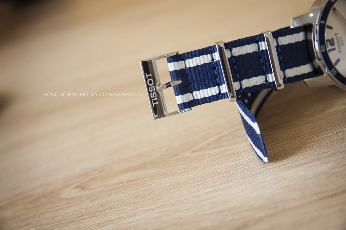 Review đồng hồ Tissot T095.410.17.037.01 nam dây vải Nato-2