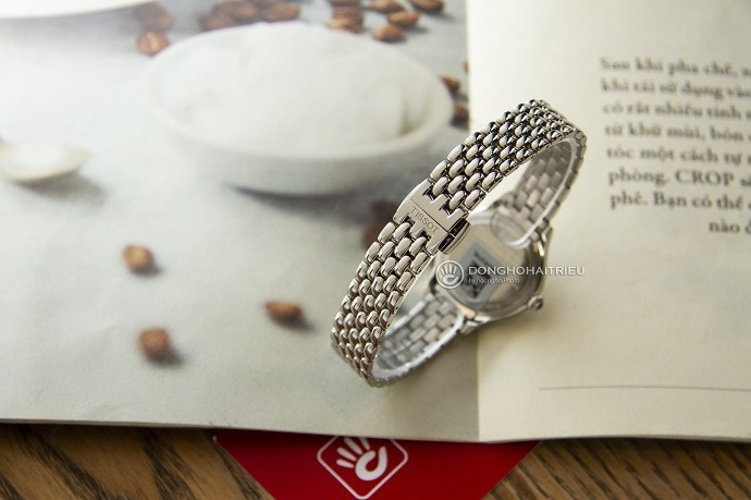 Tissot T103.110.11.043.00 11 Review đồng hồ Tissot T103.110.11.043.00 kính chống trầy-2