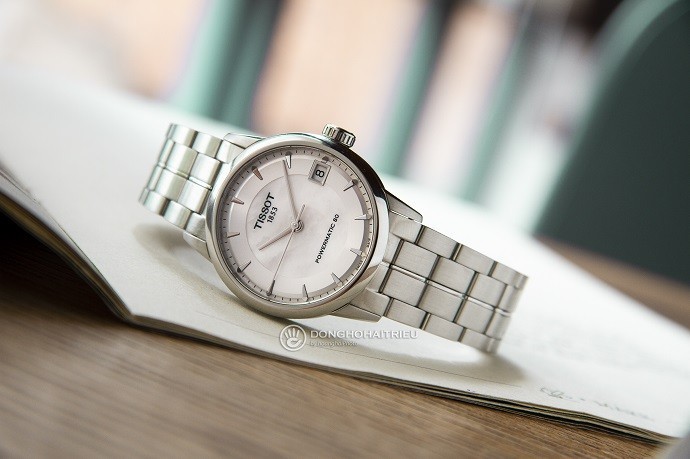 Review đồng hồ Tissot T086.207.11.111.00: 80 tiếng trữ cót-1
